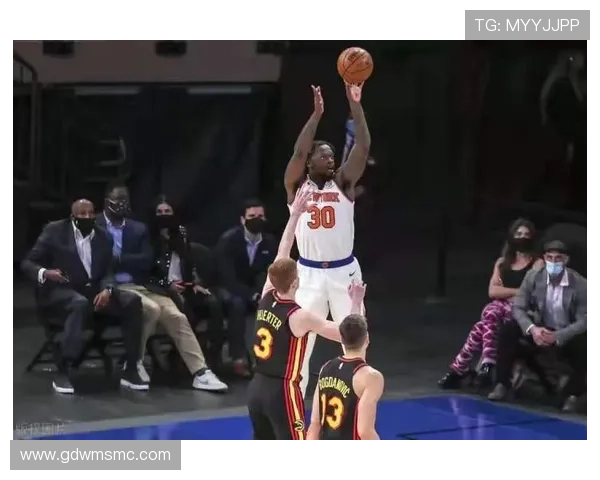 吉迪砍下32分率公牛力克尼克斯展现年轻核心爆发能量震撼全场表现