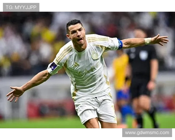 C罗社交媒体庆祝击败爱尔兰再下一城鼓励队友继续努力奋战